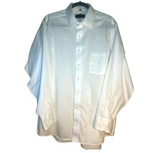 Donald J Trump Signature Collection White Button Down Shirt.